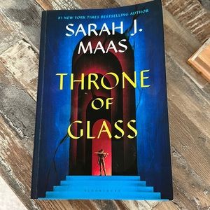 Throne of Glass book 1